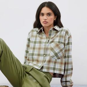 XS Wilfred crop plaid button up